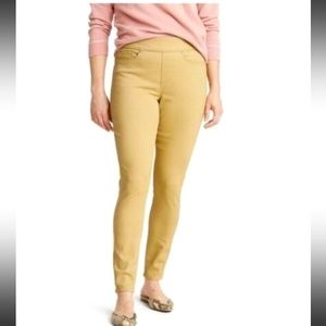 NWT Levi’s Tan Shaping Pull-On Skinny Stretch Jegging Pant SZ 4 petite